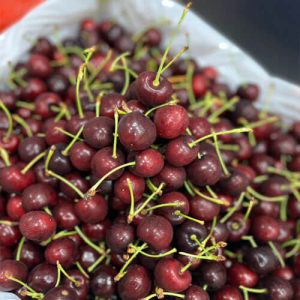 Cửa hàng bán cherry Mỹ gần đây