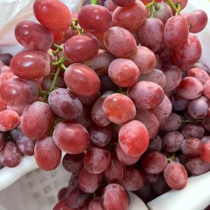 Chùm nho đỏ không hạt tươi ngon