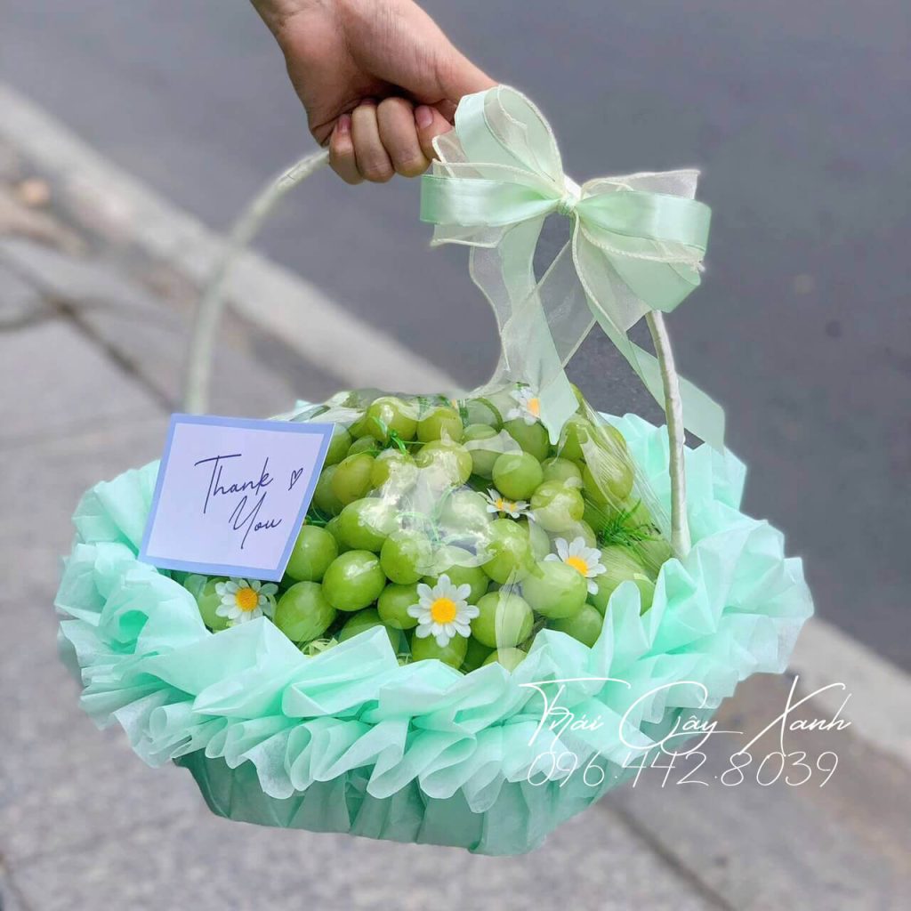 Giỏ nho xanh nhỏ xách tay