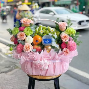 Giỏ trái cây tone hồng đẹp quà tặng sinh nhật